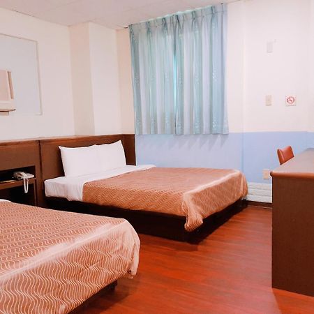 Blue Ocean Hotel เกาสง ภายนอก รูปภาพ