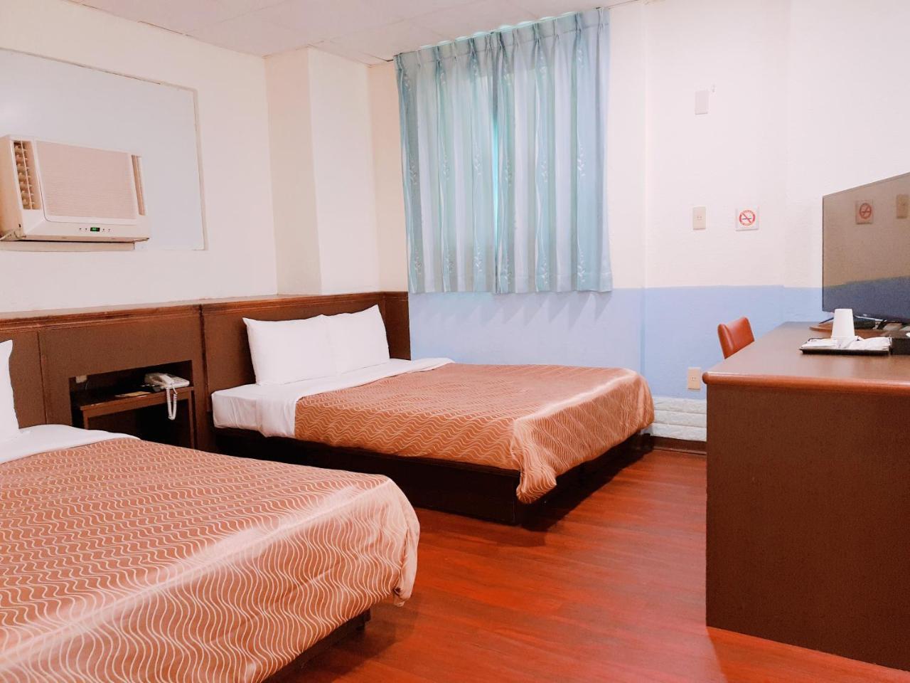 Blue Ocean Hotel เกาสง ภายนอก รูปภาพ